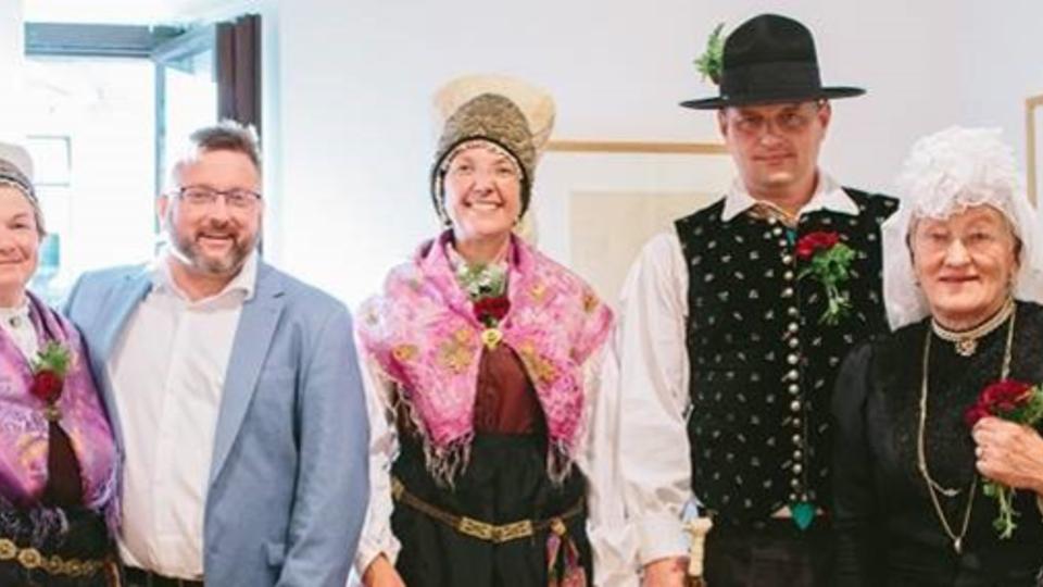 Udeležili smo se predstavitve knjige Pokažem se fantu v pisanem gvantu v Galeriji Mihe Maleša