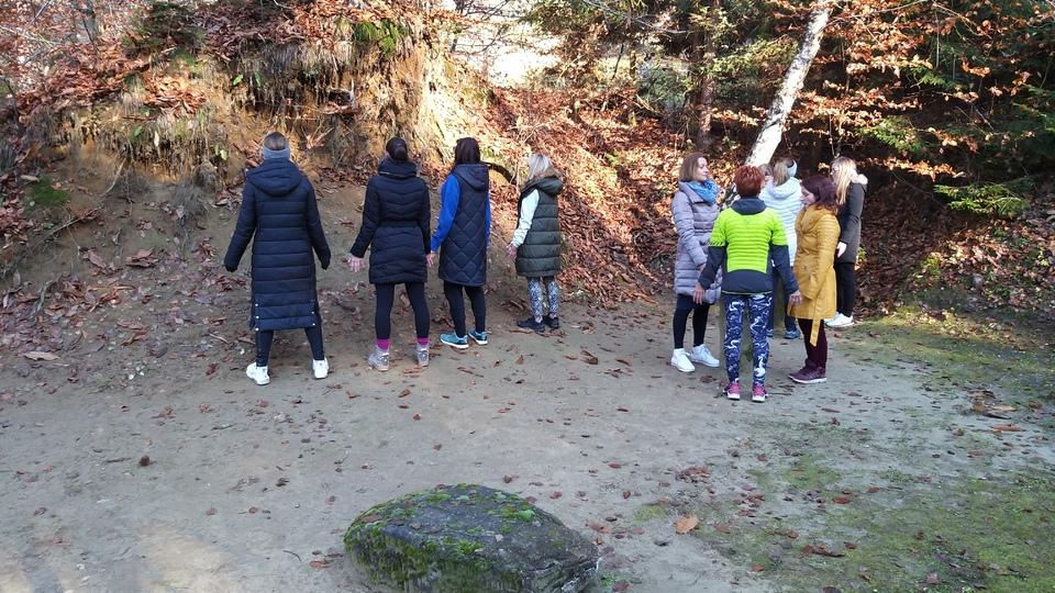 SPOROČILO PONUDNIKA: Zvočna meditacija v Zdravilnem gaju Tunjice
