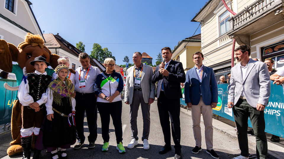 Naslovna fotografija za: Kamnik navdušil Evropo: uspešno zaključeno evropsko prvenstvo v gorskih in trail tekih